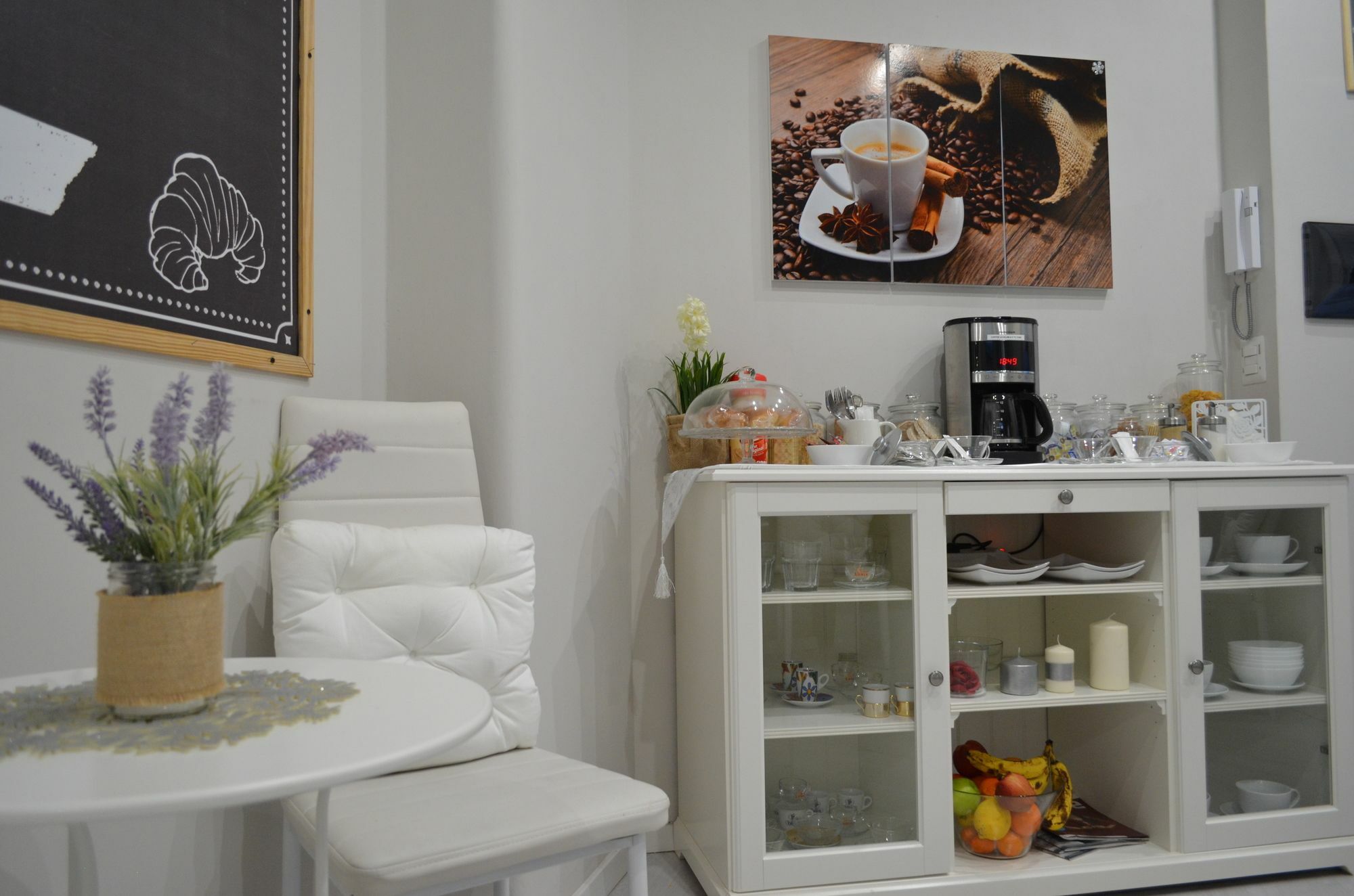 Moonlight Inn Guesthouse โรม ภายนอก รูปภาพ