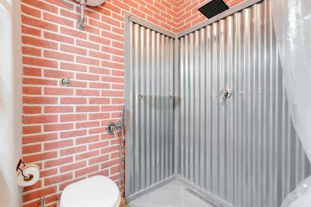 Moonlight Inn Guesthouse โรม ภายนอก รูปภาพ
